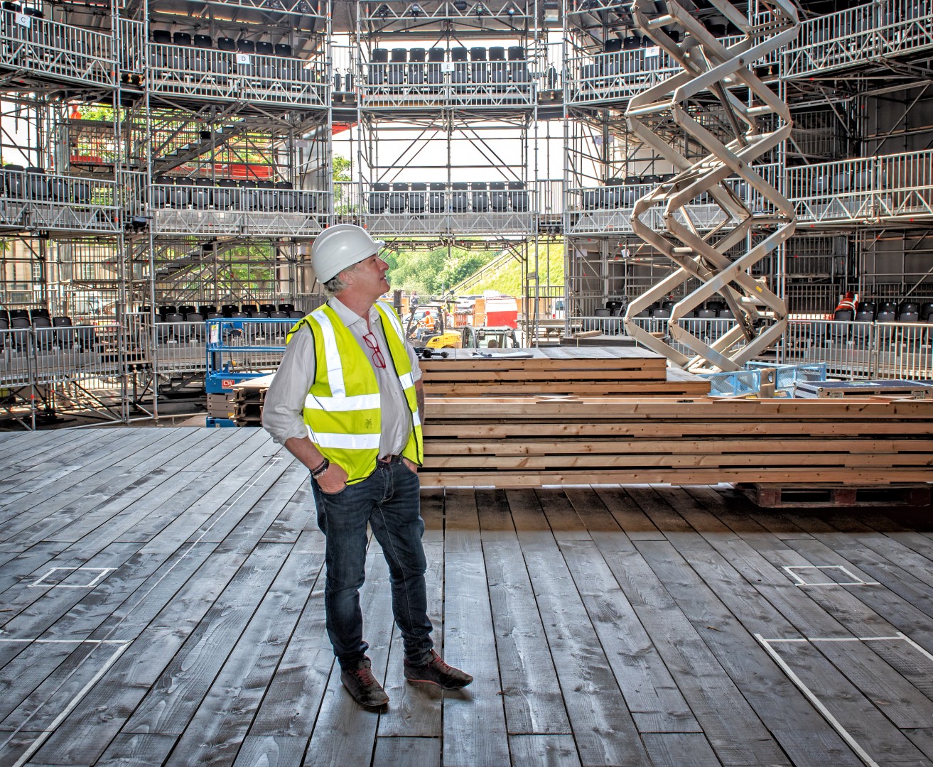 Quintessentially English Shakespeares Rose Theatre Construction