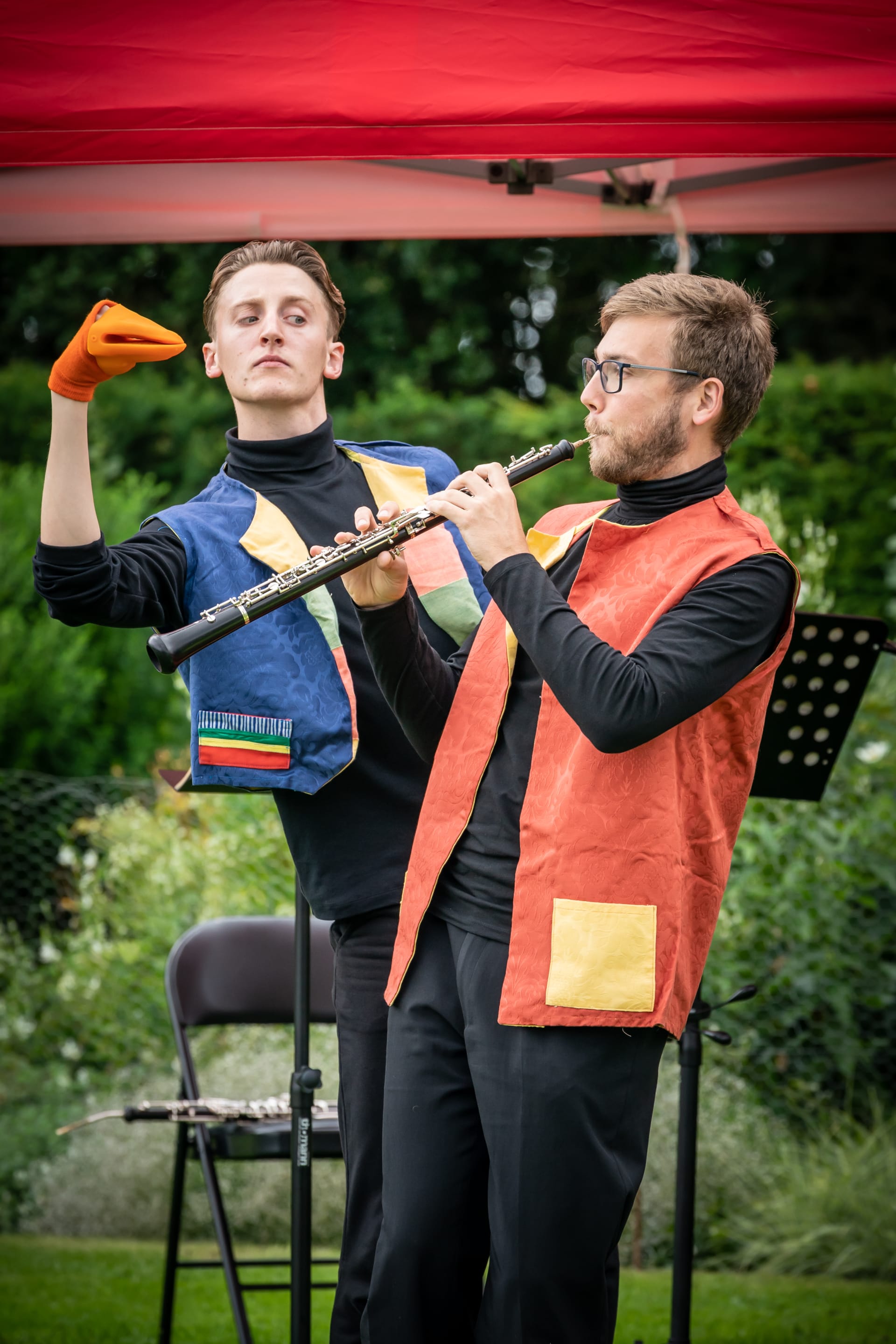 2021 Peter and the Wolf Jonathan Mewett Storyteller and William Ball Oboe   Photo Marc Brenner jimzvl