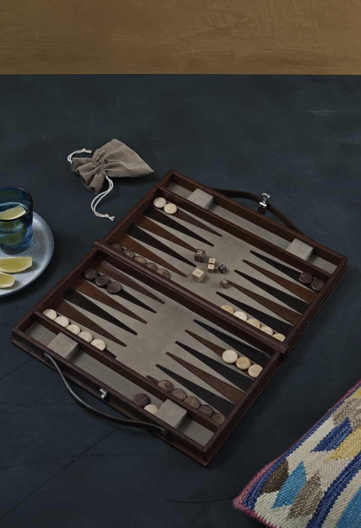 Amanda Hanleys Gift Guide Backgammon Board