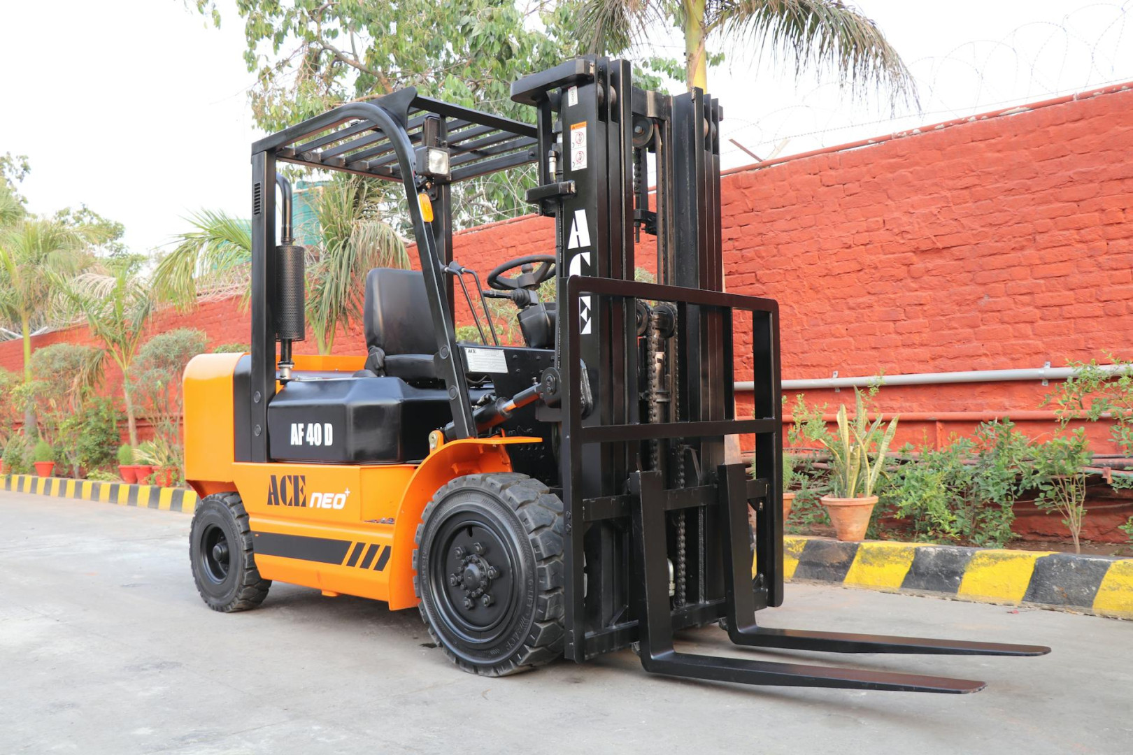 pexels acecranesindia 29480649