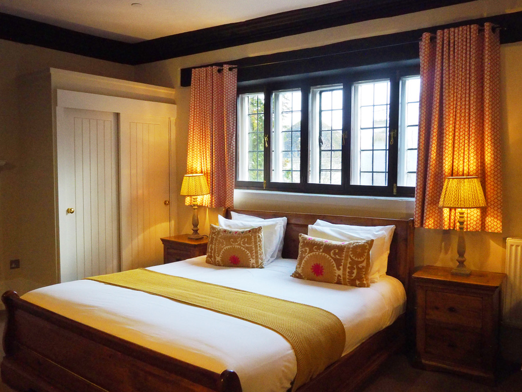 Room 5 The Bear  amp  Ragged Staff Cumnor image 2