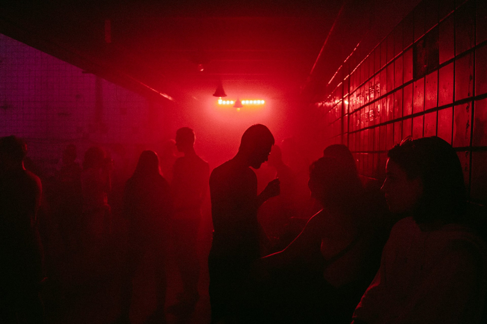 aleksandr popov R25Q pAUeY8 unsplash